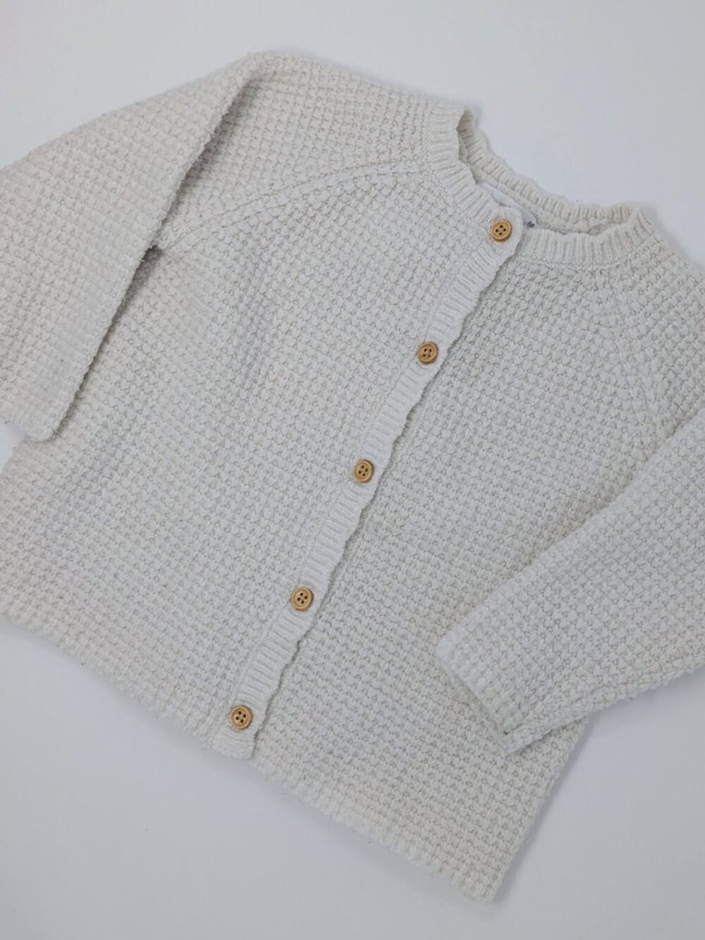 2/$30 💜 Zara Cream Knit Button-Up Sweater